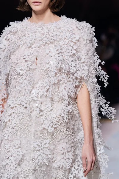 Look 66